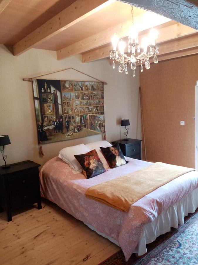 Chambre D'Hotes Acces Separe Et Possibilite Table D'Hotes Sur Reservation Apartment Ver  Luaran gambar