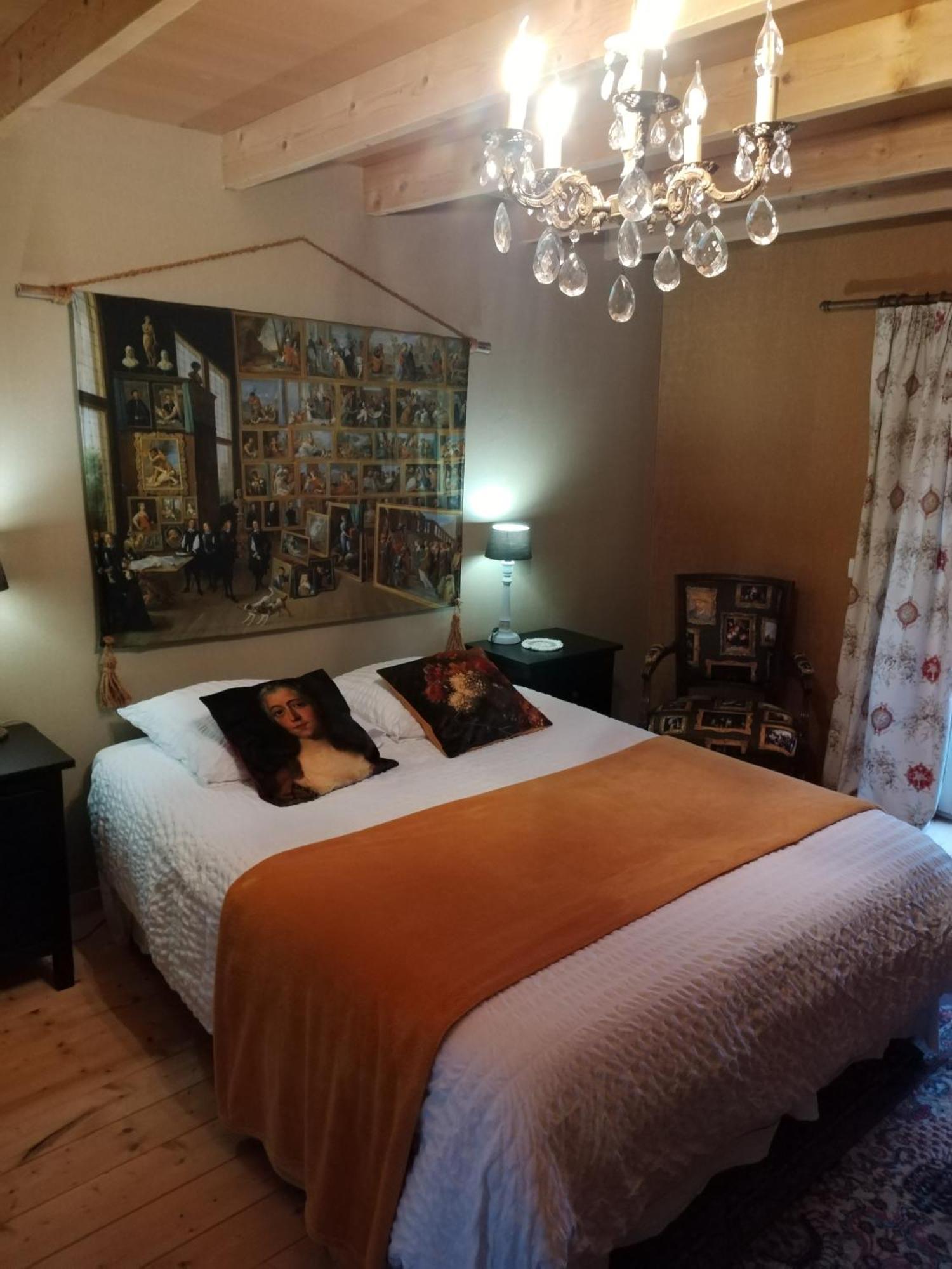 Chambre D'Hotes Acces Separe Et Possibilite Table D'Hotes Sur Reservation Apartment Ver  Luaran gambar